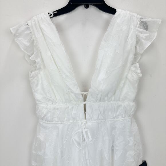 Lulus All About The Flowers White Burnout Floral Ruffled Romper Medium NWT - Picture 6 of 12